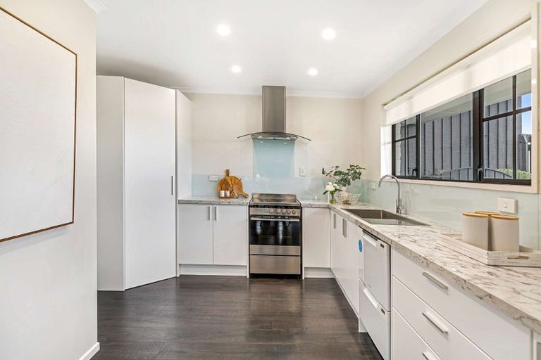 Photo of property in 5 Rangeview Place, Feilding, 4702