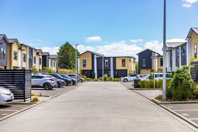 Photo of property in 41 Te Ara O Papatahi, Wainuiomata, Lower Hutt, 5014