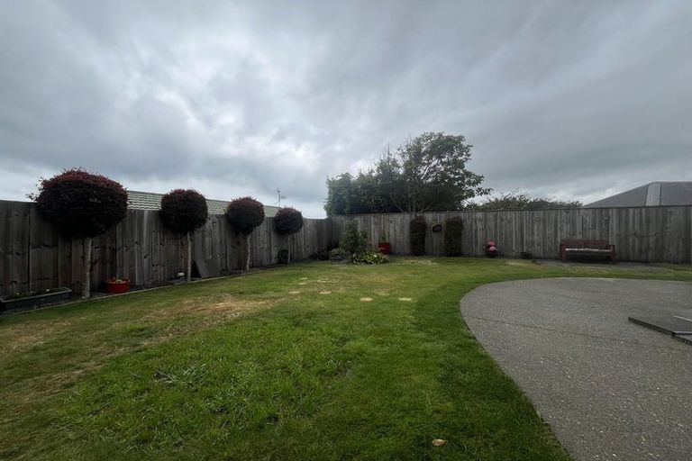 Photo of property in 17 Consort Close, Paraparaumu Beach, Paraparaumu, 5032