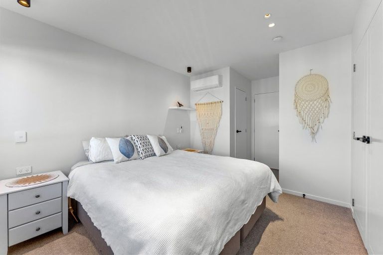 Photo of property in 20a Makomako Drive, Orewa, 0931