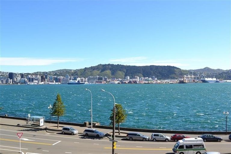 Photo of property in The Capital, 11/370 Oriental Parade, Oriental Bay, Wellington, 6011