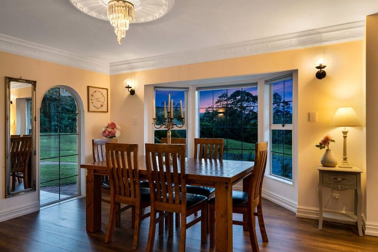 Photo of property in 105 Grassmere Road, Henderson Valley, Auckland, 0612