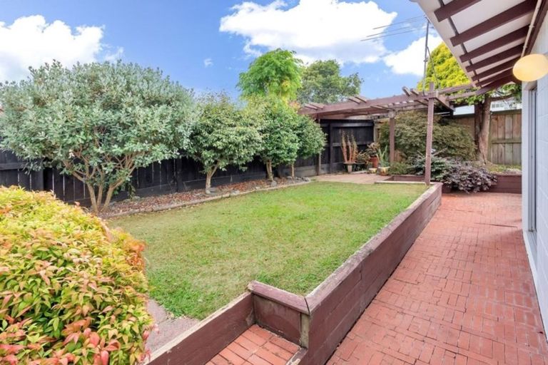 Photo of property in 1/18 Matuhi Rise, Henderson, Auckland, 0612