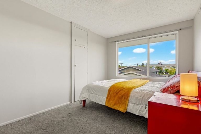 Photo of property in 5 Norrie Street, Redwood, Christchurch, 8051