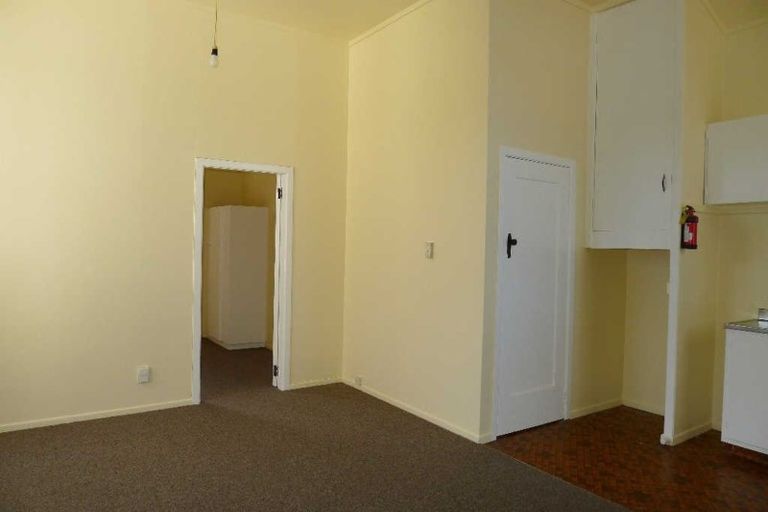 Photo of property in 19 Hiropi Street, Newtown, Wellington, 6021