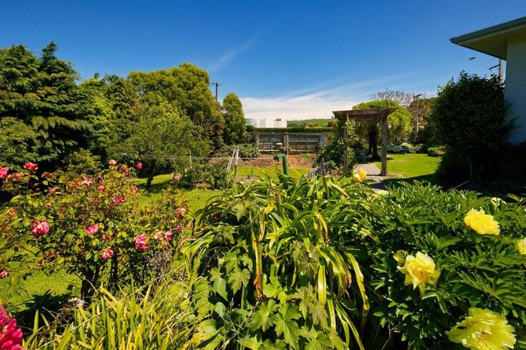 Photo of property in 2 Adelphi Terrace, Kaikoura, 7300