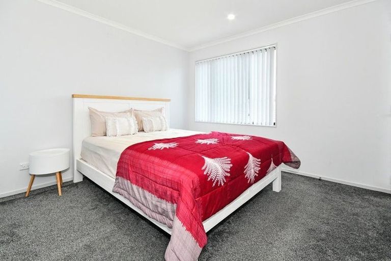 Photo of property in 125b Manuroa Road, Takanini, 2112