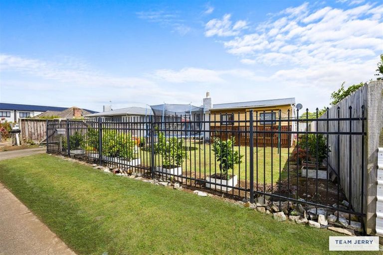 Photo of property in 1/8 Cornwall Road, Mangere, Auckland, 2022