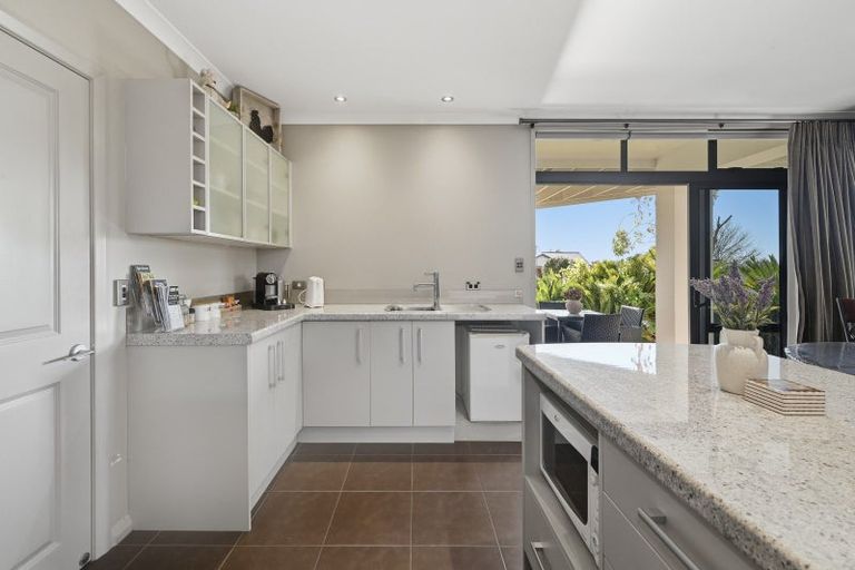 Photo of property in 2 Parnwell Place, Ohauiti, Tauranga, 3112
