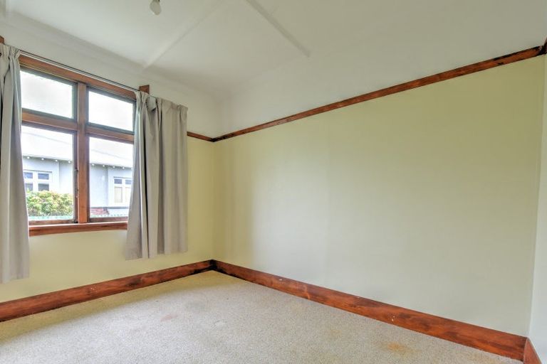 Photo of property in 25 Crombie Street, Gore, 9710