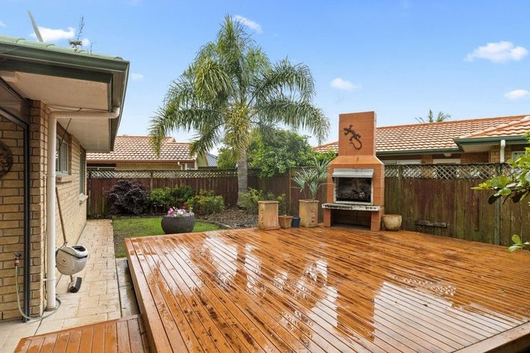 Photo of property in 9 Millington Place, Huntington Park, Auckland, 2013