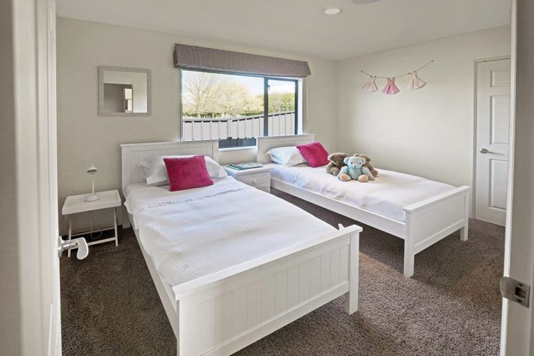 Photo of property in 38 The Loop, Meeanee, Napier, 4110