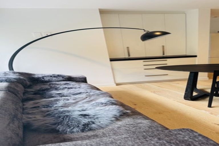 Photo of property in 1/324 Beach Road, Campbells Bay, Auckland, 0630