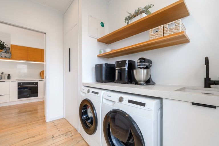 Photo of property in 129 Kings Avenue, Matua, Tauranga, 3110