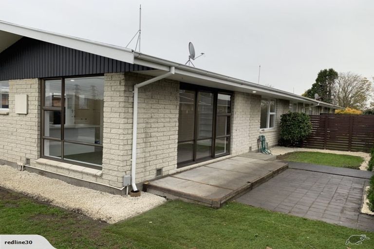 Photo of property in 1/78 Middlepark Road, Sockburn, Christchurch, 8042
