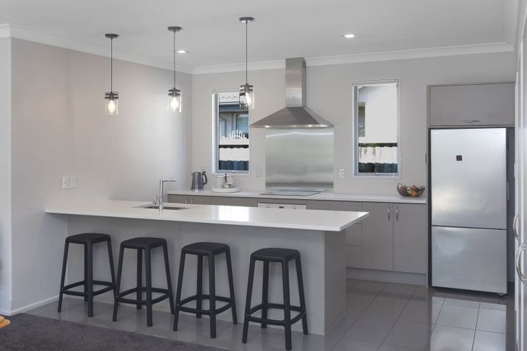 Photo of property in 3 Handel Close, Northwood, Christchurch, 8051