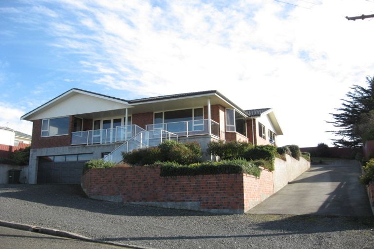 Photo of property in 12 Osborne Street, Riverton/aparima, Riverton, 9822