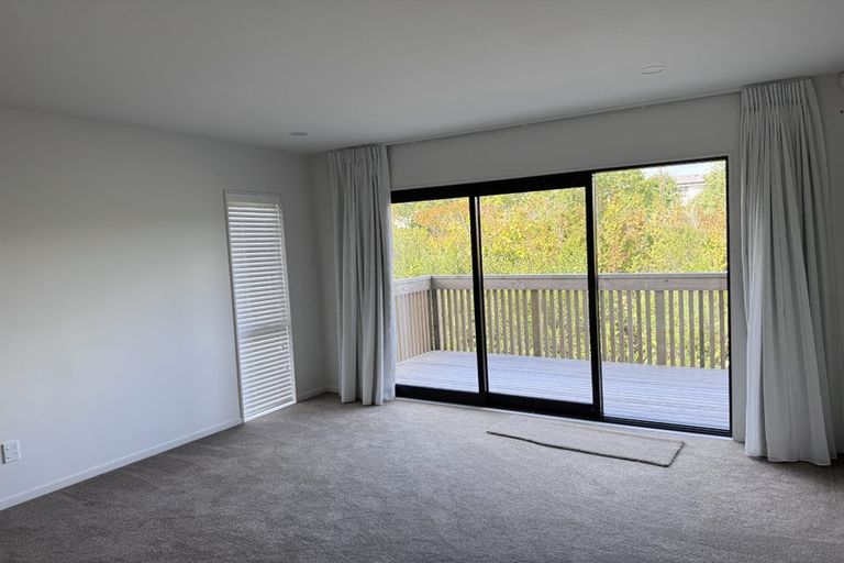 Photo of property in 88 Arran Drive, Orewa, 0931