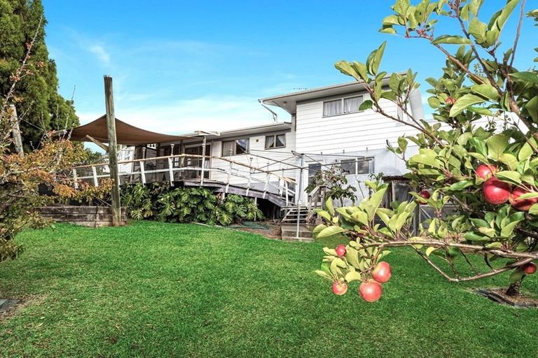 Photo of property in 8 West View Crescent, Onerahi, Whangarei, 0110