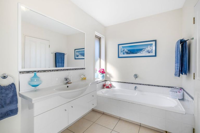 Photo of property in 49 Awatea Gardens, Wigram, Christchurch, 8042