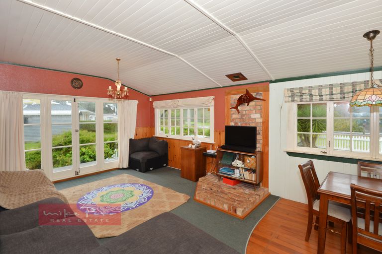 Photo of property in 1995 Ngunguru Road, Ngunguru, Whangarei, 0173