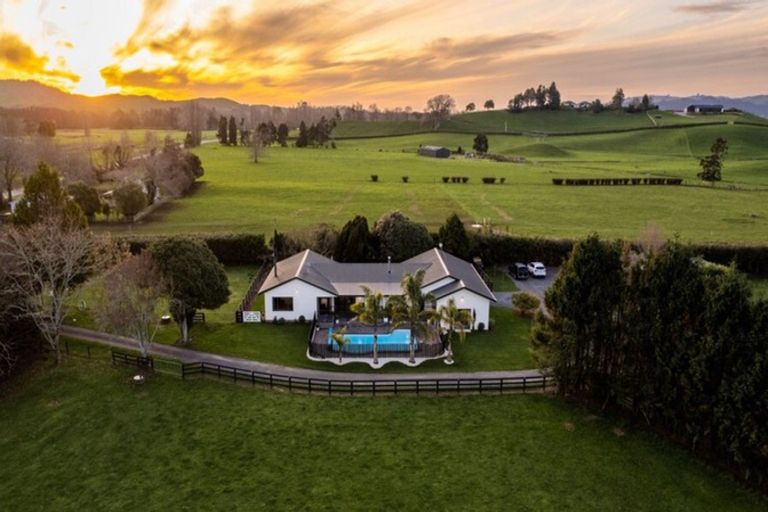 Photo of property in 955 Maungatautari Road, Maungatautari, Cambridge, 3494