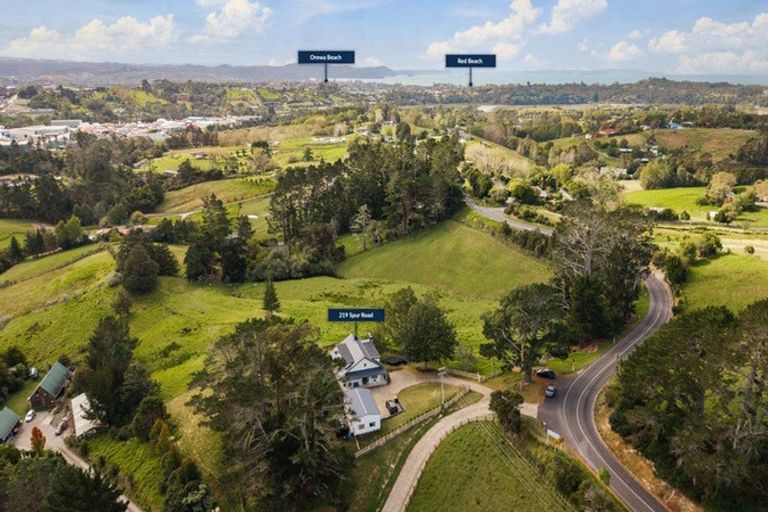 Photo of property in 219 Spur Road, Stillwater, Silverdale, 0993