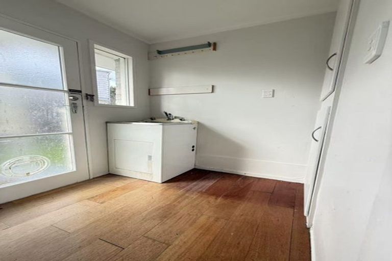 Photo of property in 1/17 Marriott Road, Pakuranga, Auckland, 2010