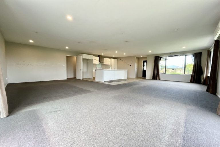 Photo of property in 1 Keats Place, Rolleston, 7614