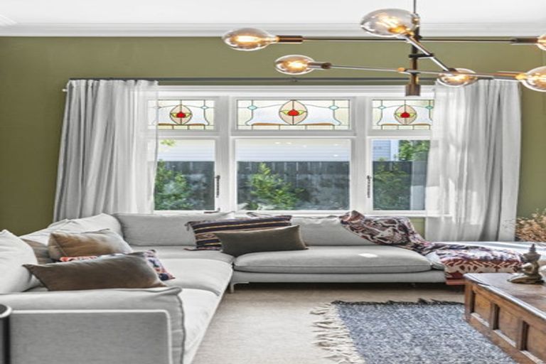 Photo of property in 206 Main Street, Greytown, 5712