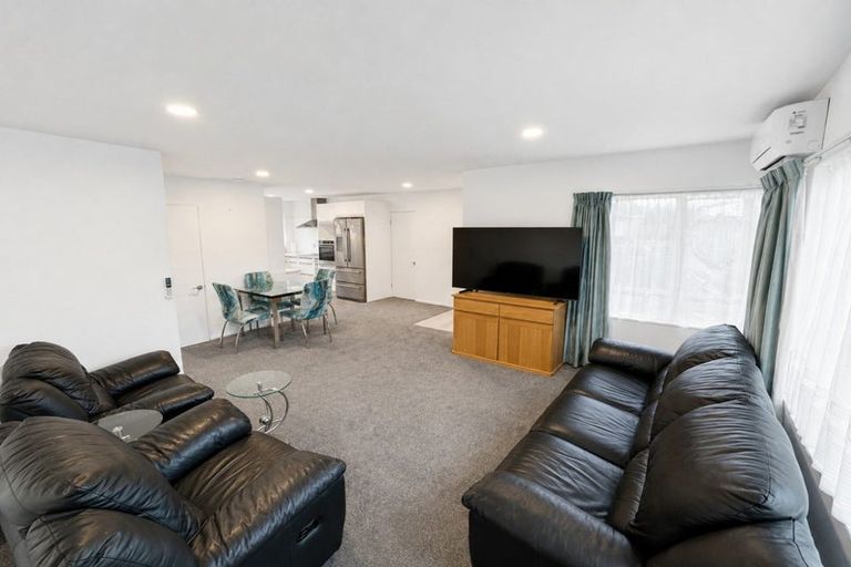 Photo of property in 11 The Grove, Red Beach, 0932