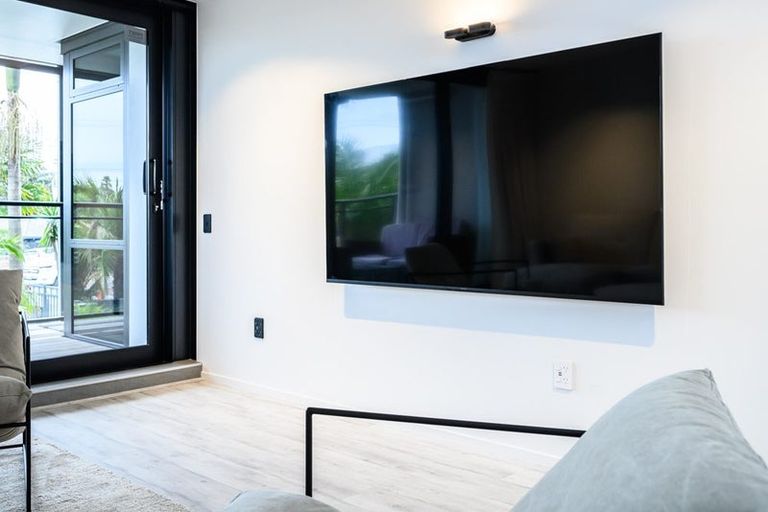 Photo of property in 2-06/424 Maunganui Road, Mount Maunganui, 3116