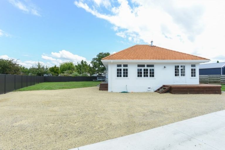 Photo of property in 42 Ferry Road, Clive, 4102