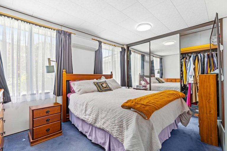 Photo of property in 15 Marinich Drive, Ranui, Auckland, 0612