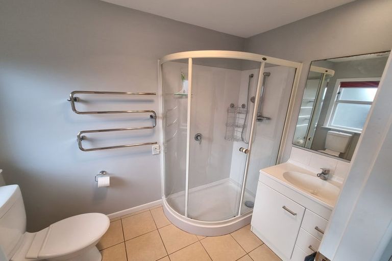 Photo of property in 5/110 Martin Street, Wallaceville, Upper Hutt, 5018