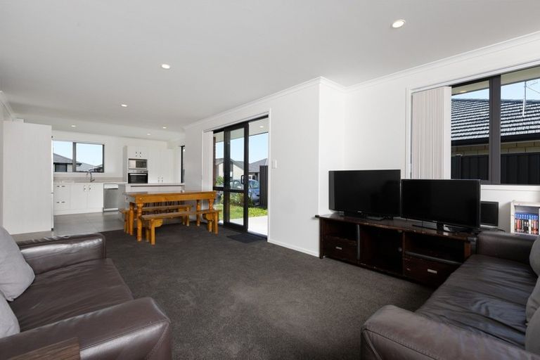 Photo of property in 33 Taffe Crescent, Pyes Pa, Tauranga, 3112