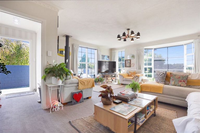 Photo of property in 25 Buckleys Terrace, Tinwald, Ashburton, 7700