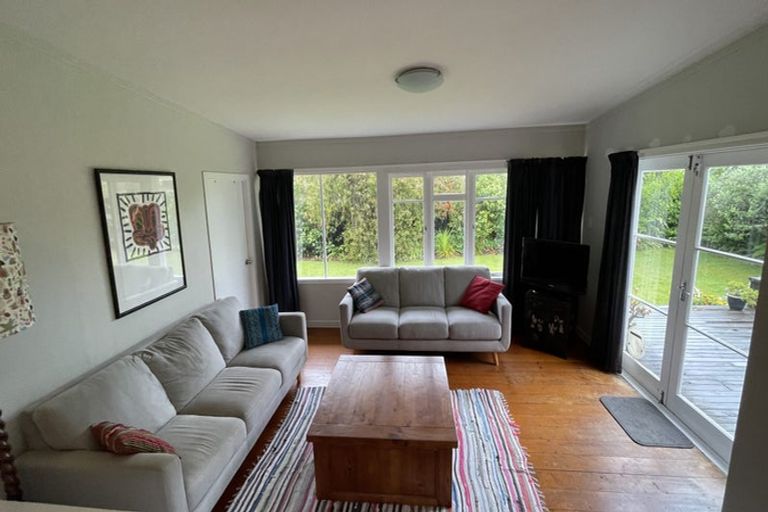 Photo of property in 42a Old Lake Road, Narrow Neck, Auckland, 0624