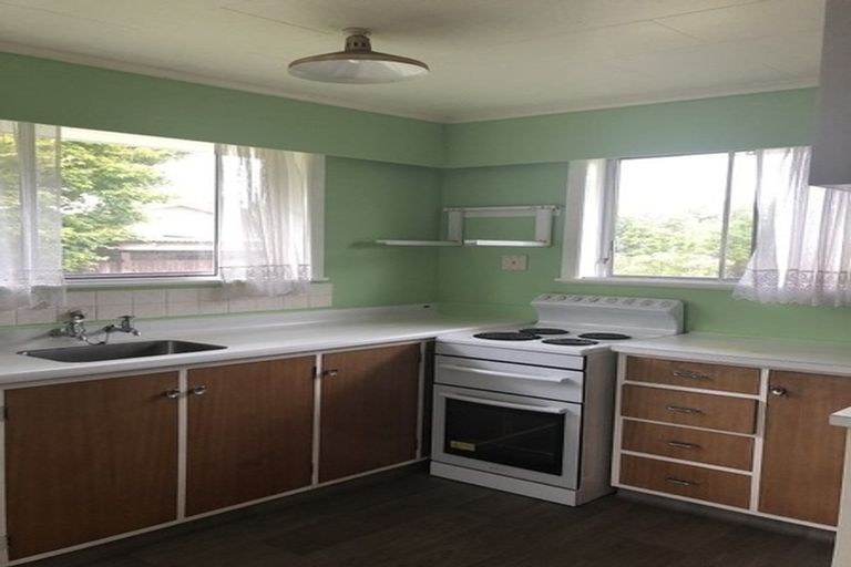 Photo of property in 7 Kowhai Street, Levin, 5510