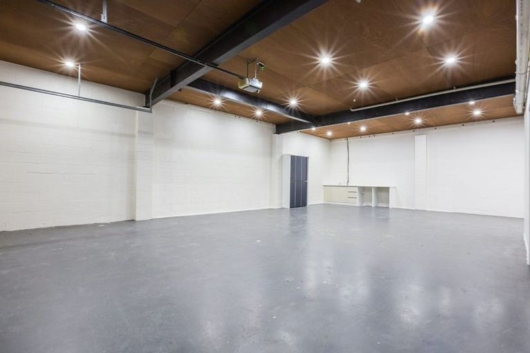 Photo of property in 133 Ohariu Road, Johnsonville, Wellington, 6037