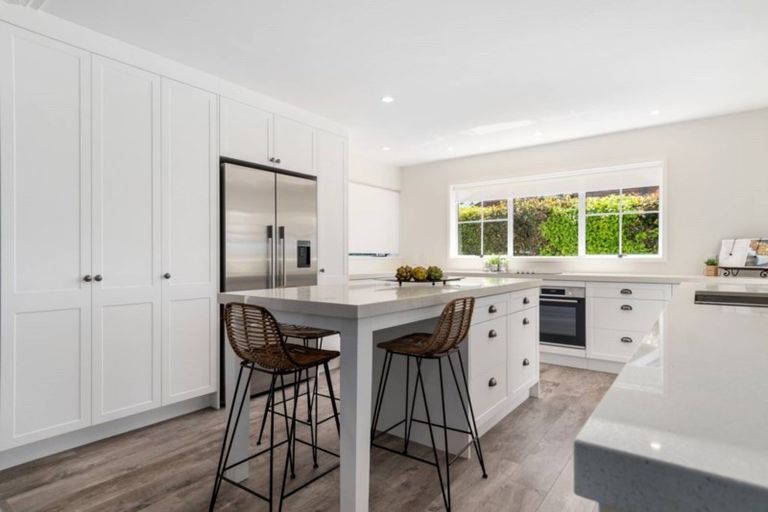 Photo of property in 56 Links View Drive, Omokoroa, 3114