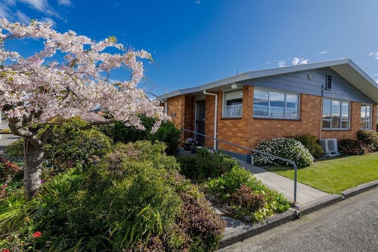 Photo of property in 142 Queen Street, Waimate, 7924