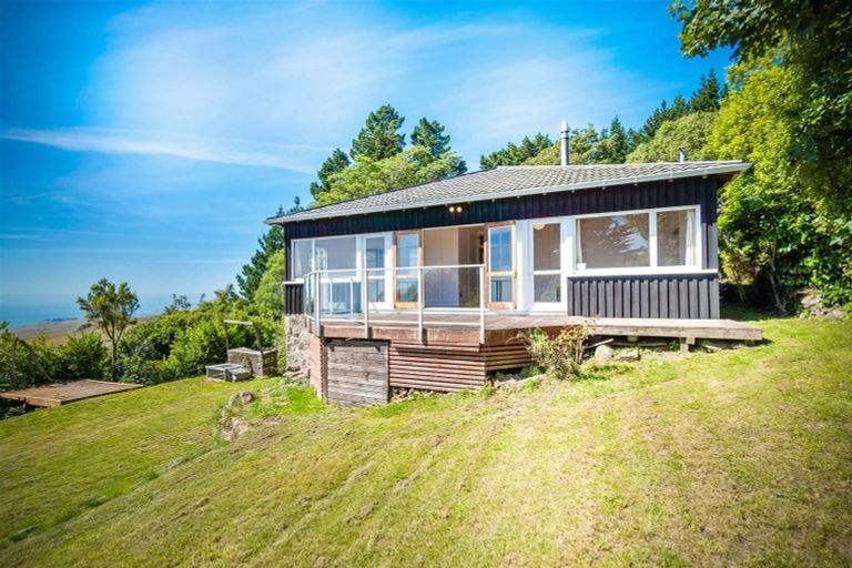 Photo of property in 1 Broadleaf Lane, Heathcote Valley, Christchurch, 8081