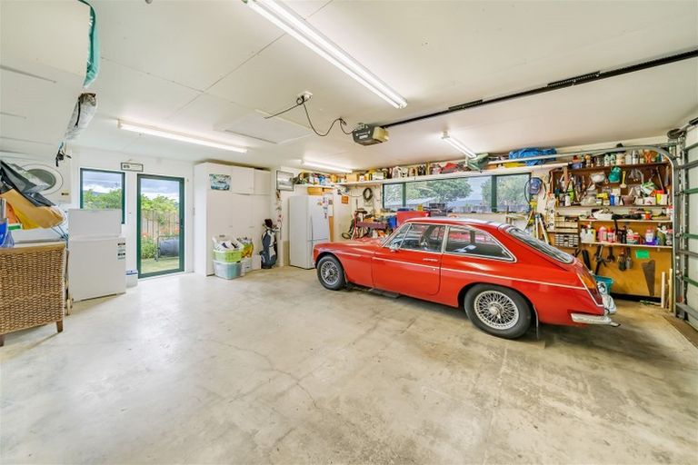 Photo of property in 122 Redvers Drive, Belmont, Lower Hutt, 5010