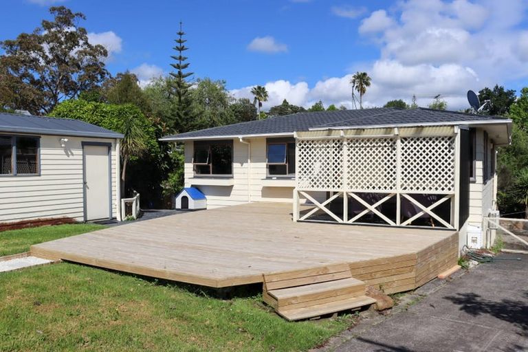 Photo of property in 43 Kamara Road, Glen Eden, Auckland, 0602