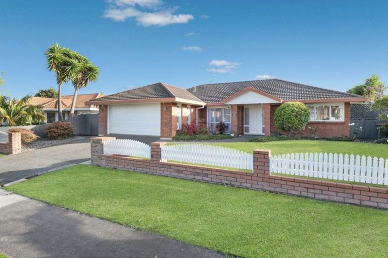 Photo of property in 46 Kilimanjaro Drive, Northpark, Auckland, 2013