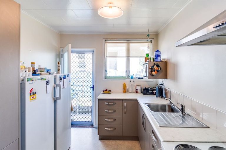 Photo of property in 602 Avenue Road West, Saint Leonards, Hastings, 4120