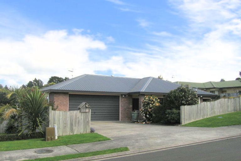 Photo of property in 17 Norwich Place, Bethlehem, Tauranga, 3110