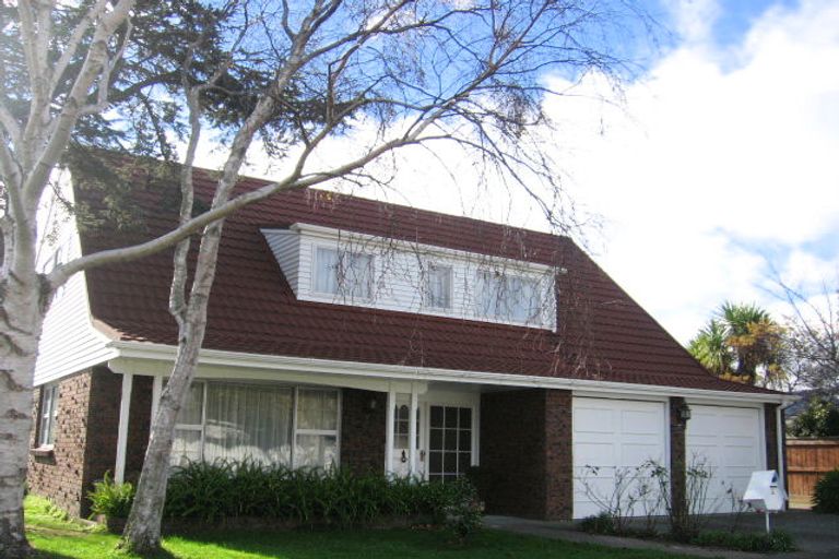 Photo of property in 9 Nikau Grove, Woburn, Lower Hutt, 5010