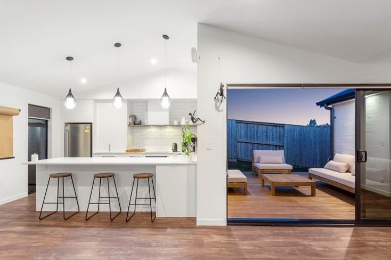 Photo of property in 18 Okataina Street, Pyes Pa, Tauranga, 3112